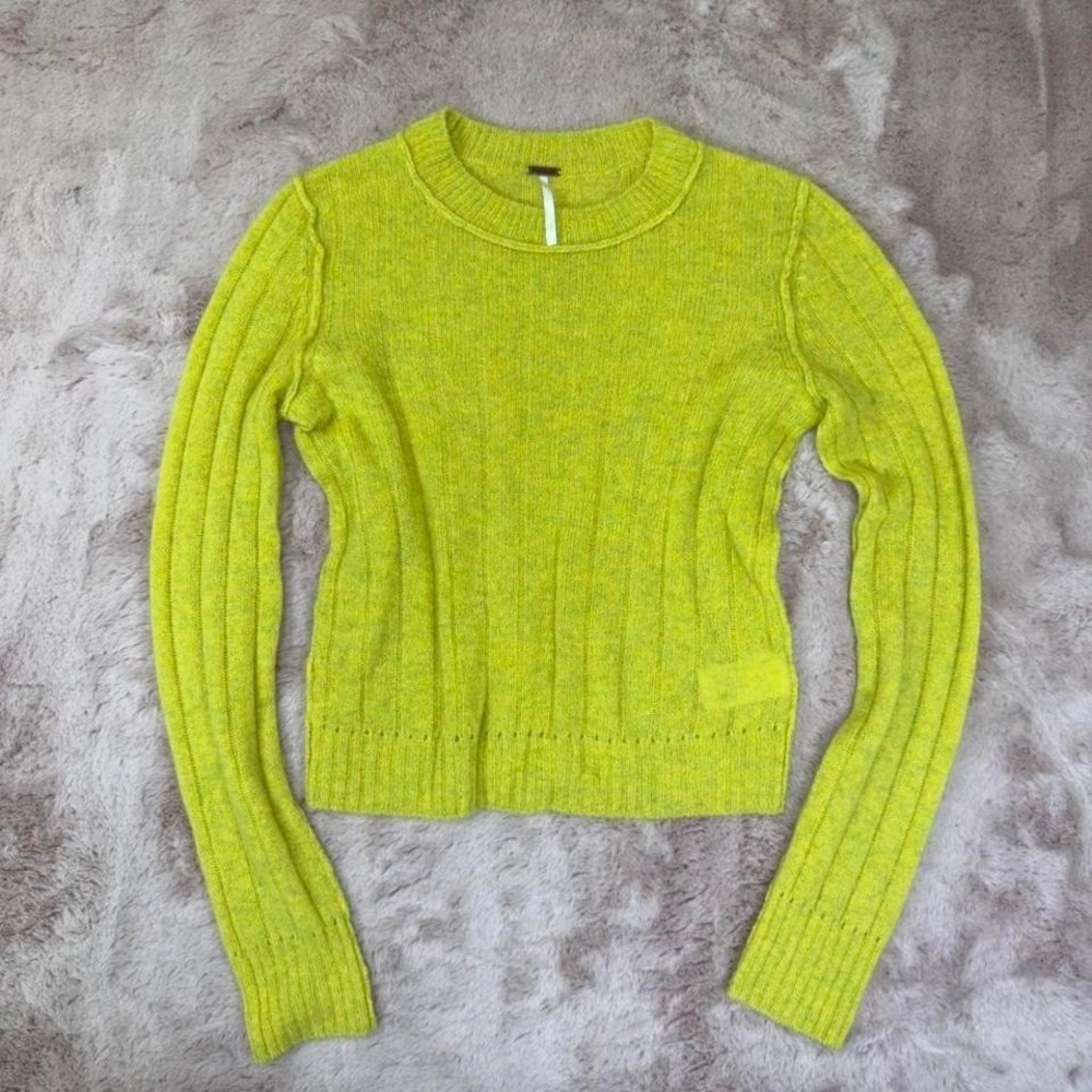 Free People 100% Cashmere Cropped Sweater Neon Green‎ Ribbed Soft Luxe Top